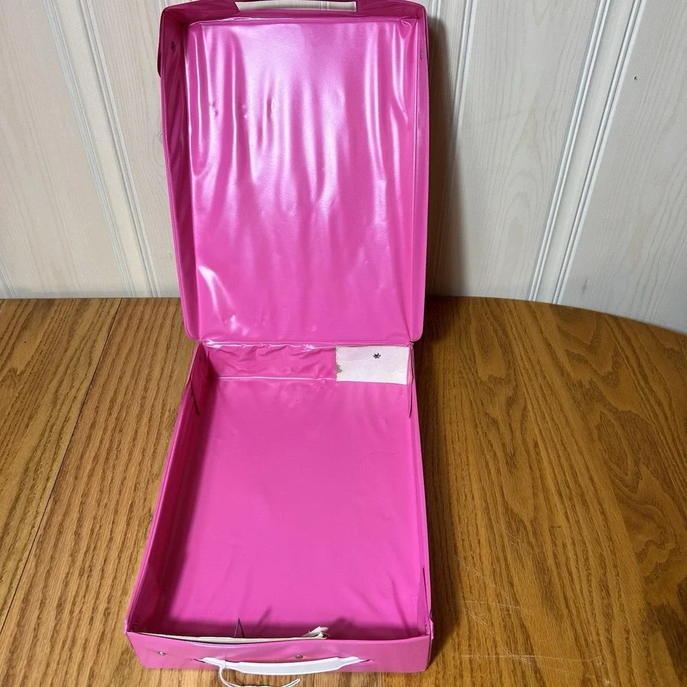 Vintage Tara Toy Fashion Doll Case Barbie Carrying Case